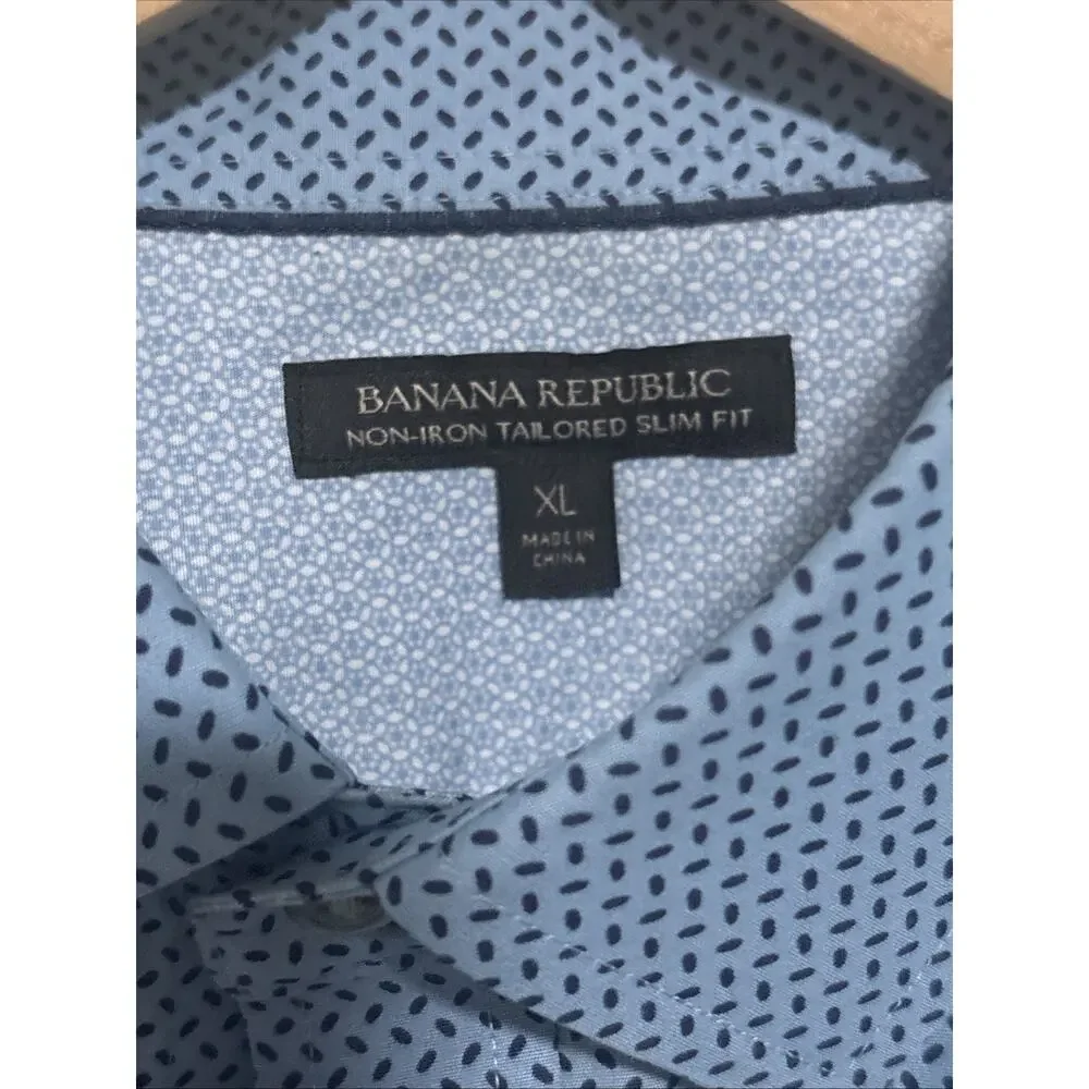 Banana Republic Men’s dress shirt Size XL
